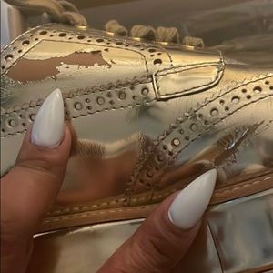 Shoe listing for @lilyfk